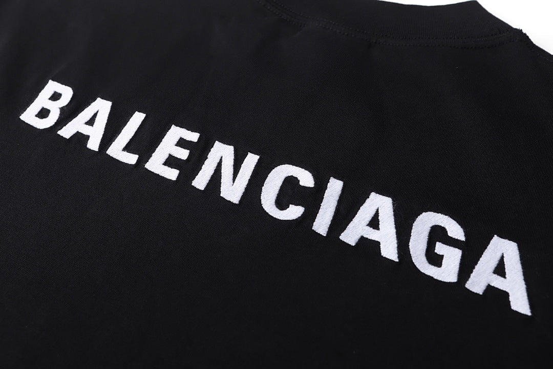 CAMISETA BALENÇIAGA - 3