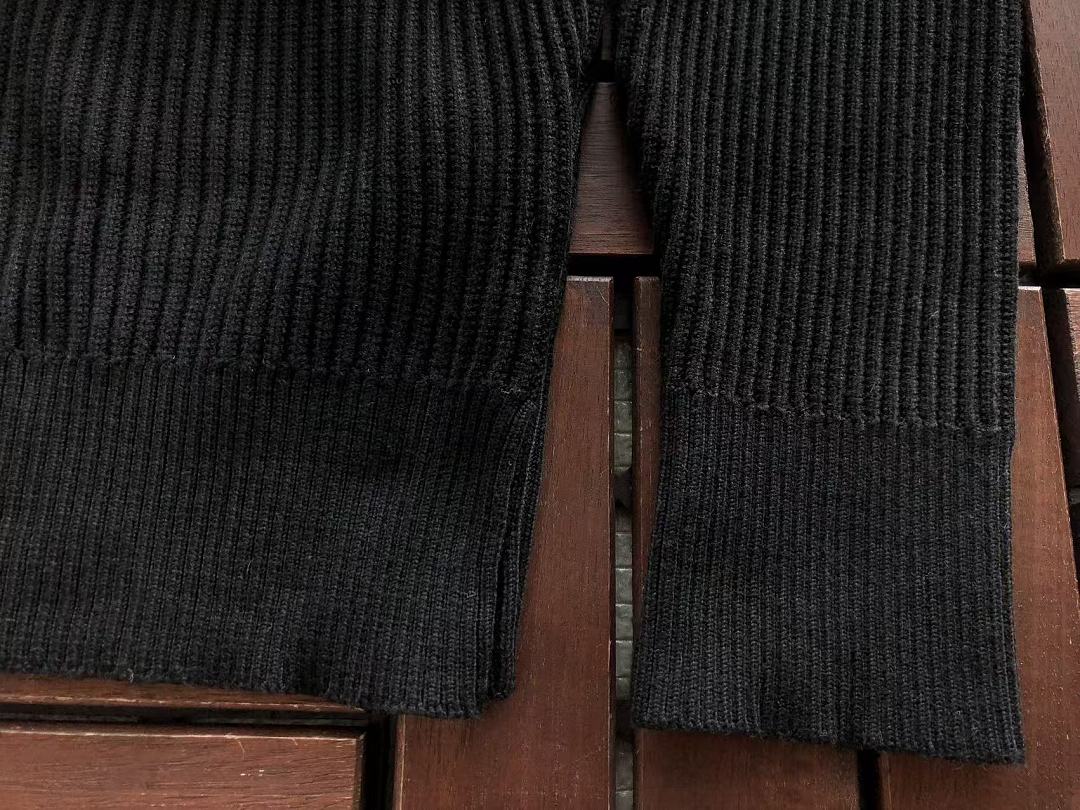 E🔥P🔥R🔥🔥 A🔥M🔥N🔥SWEATER