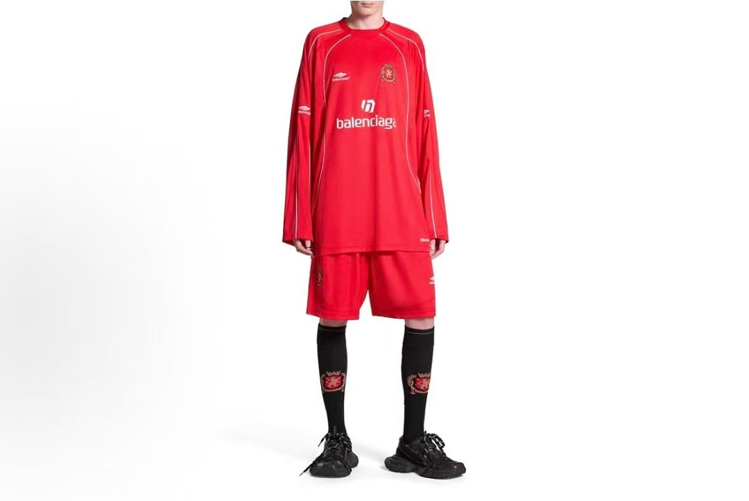 B🔥L🔥🔥🔥IA🔥A LONG-SLEEVE
