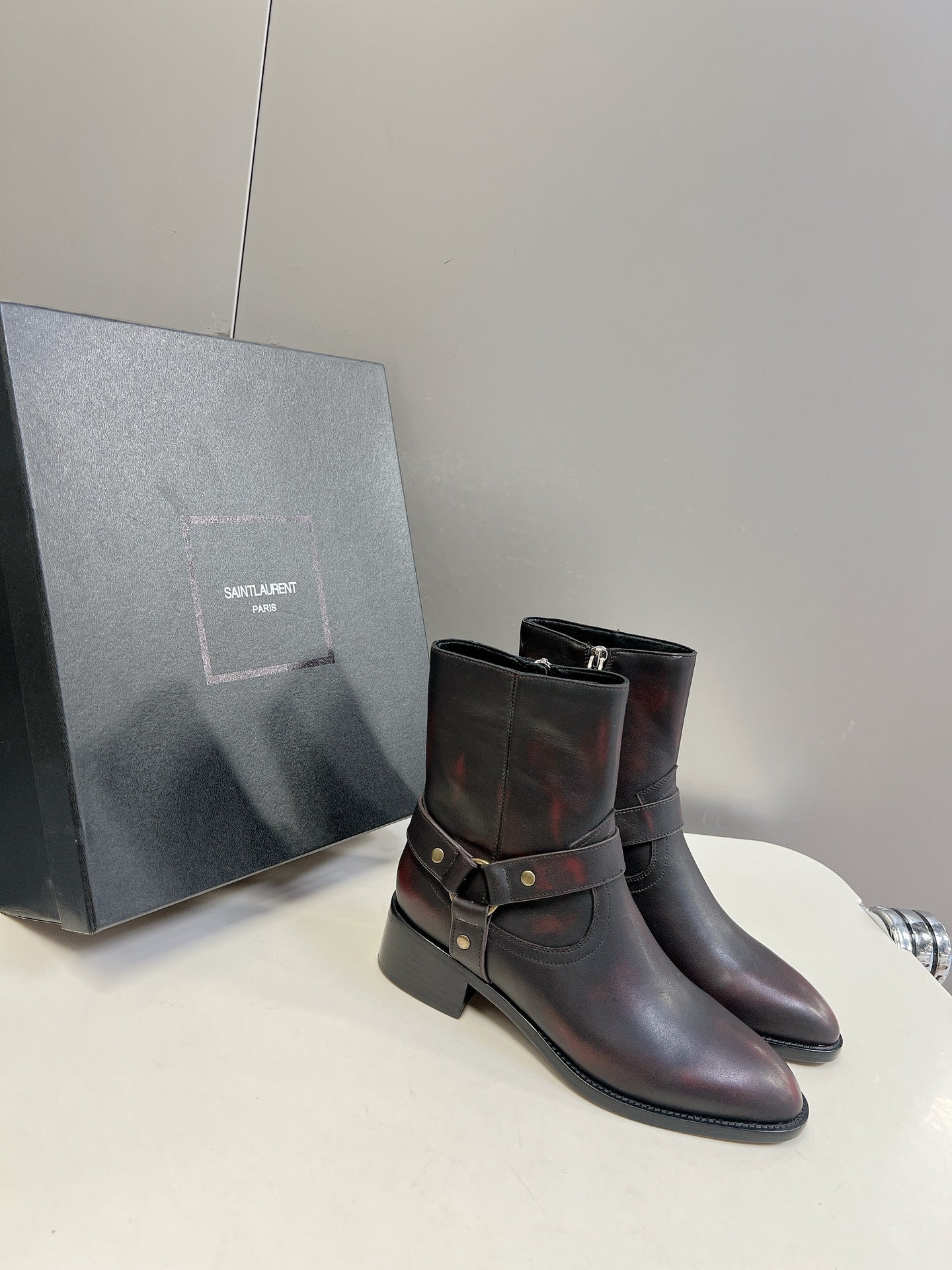 Saint Laurent
