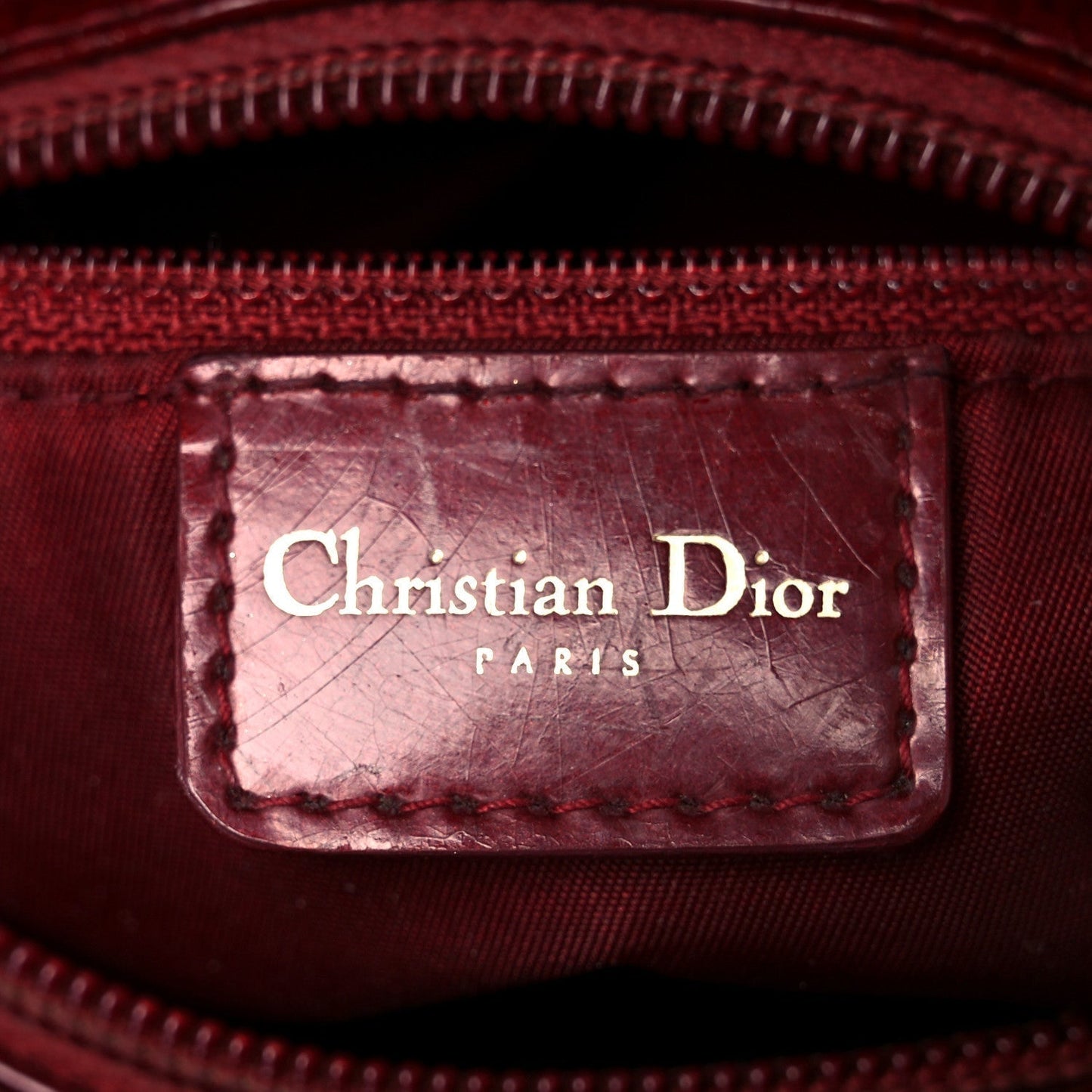 DIOR