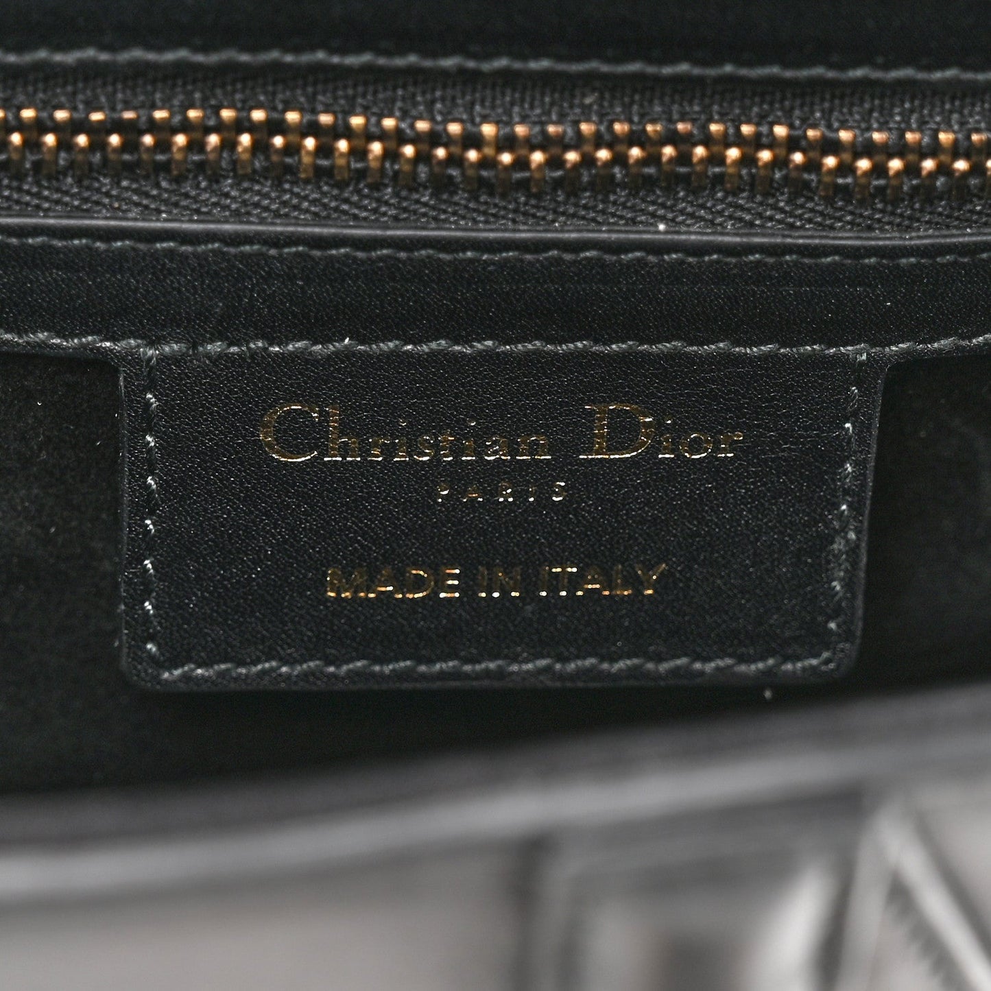 DIOR
