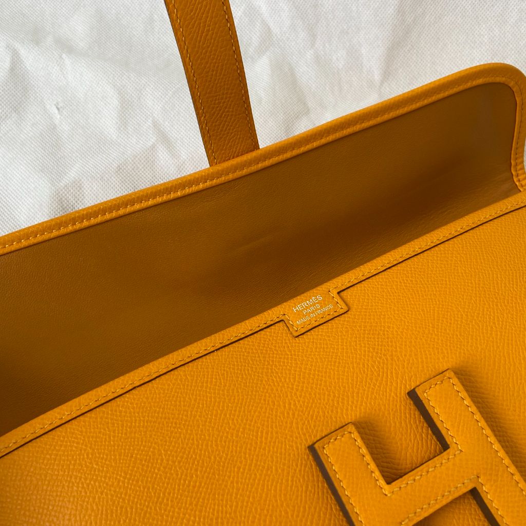 Hermès