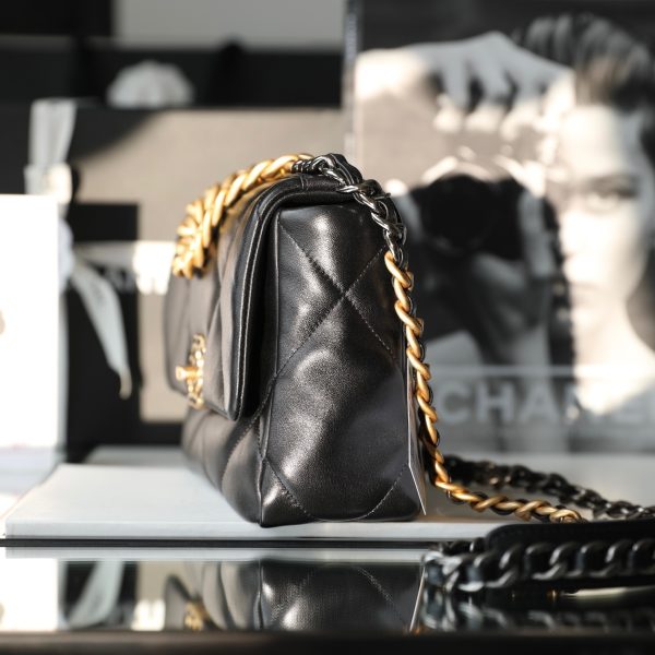 CHANEL