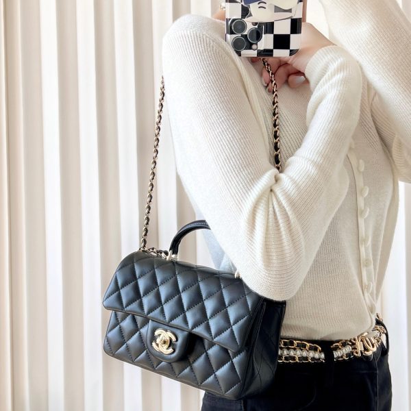 CHANEL