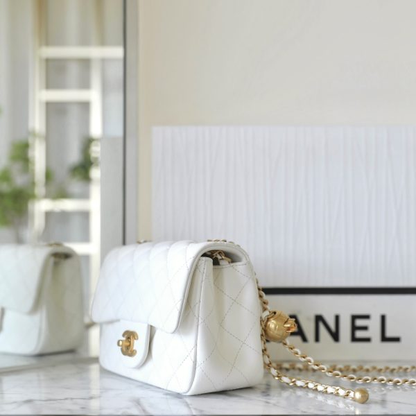 CHANEL