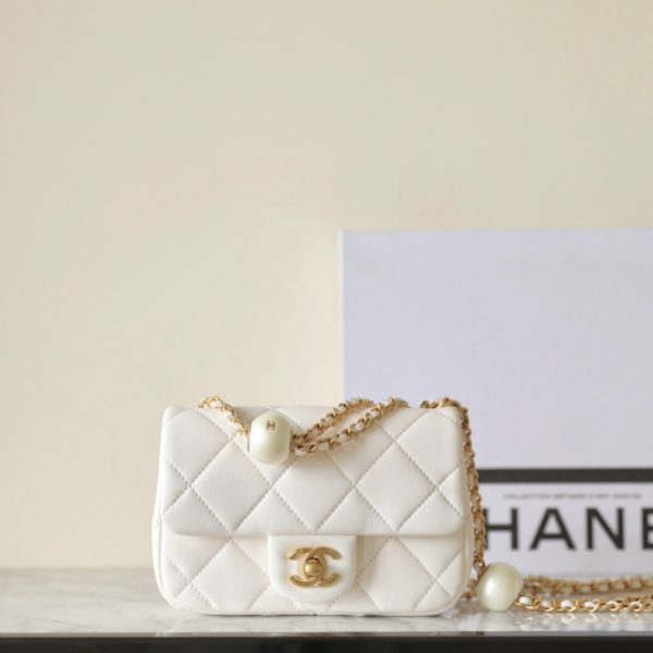 CHANEL
