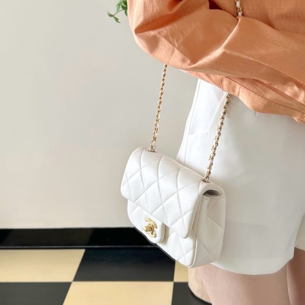 CHANEL