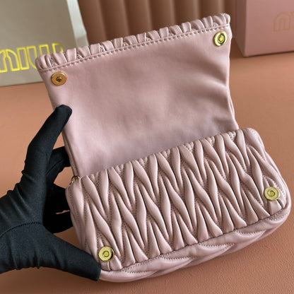 Matelassé Mini-Bag 18cm Light Pink Lambskin
