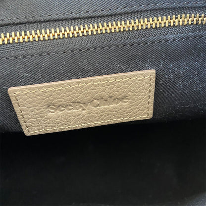 Chloé