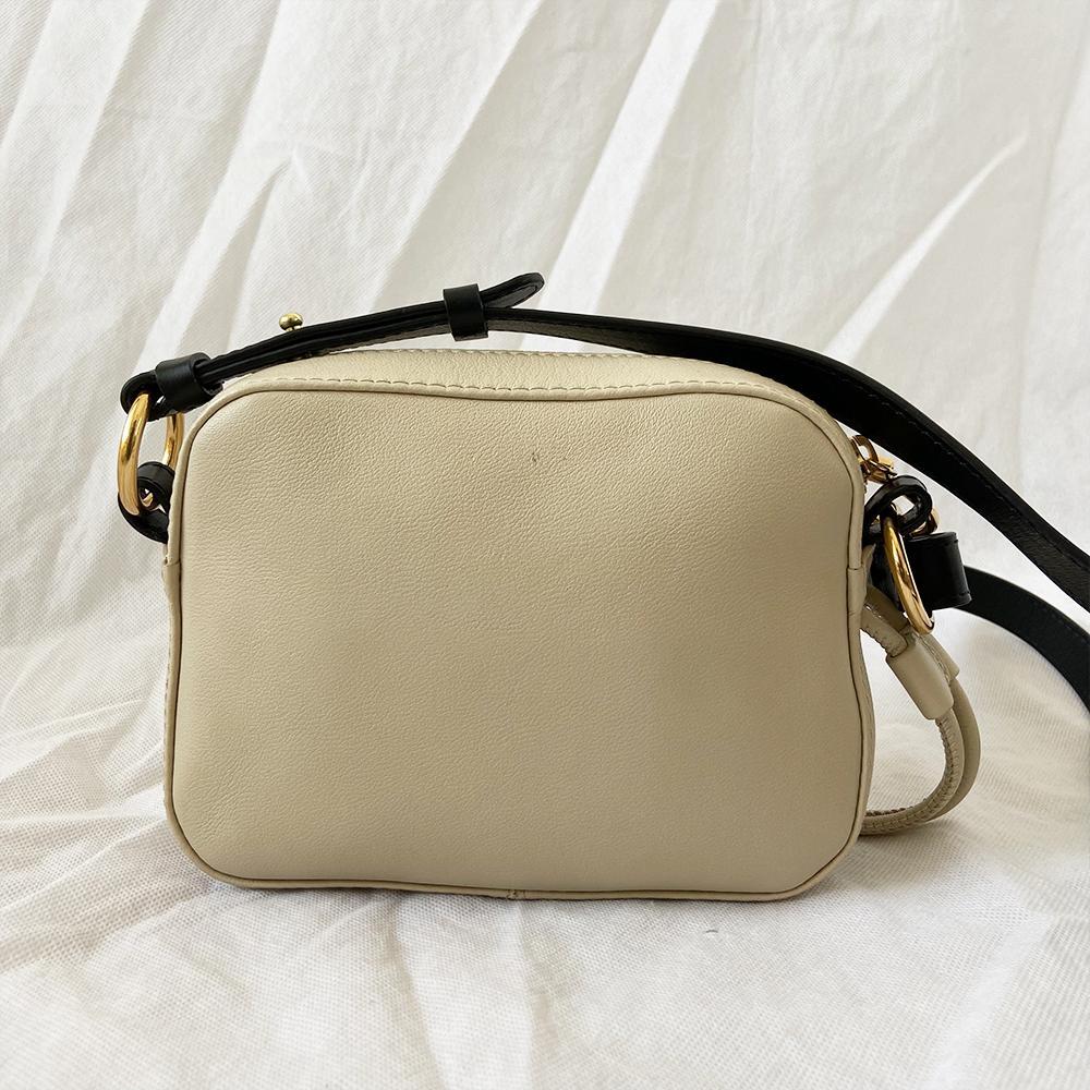 Chloé
