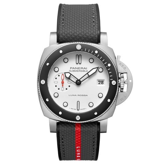 Panerai Submersible Luna Rossa