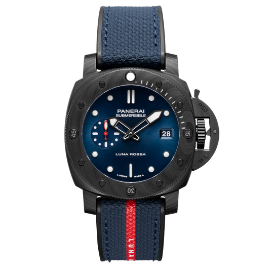 Panerai Submersible Luna Rossa Carbotech™